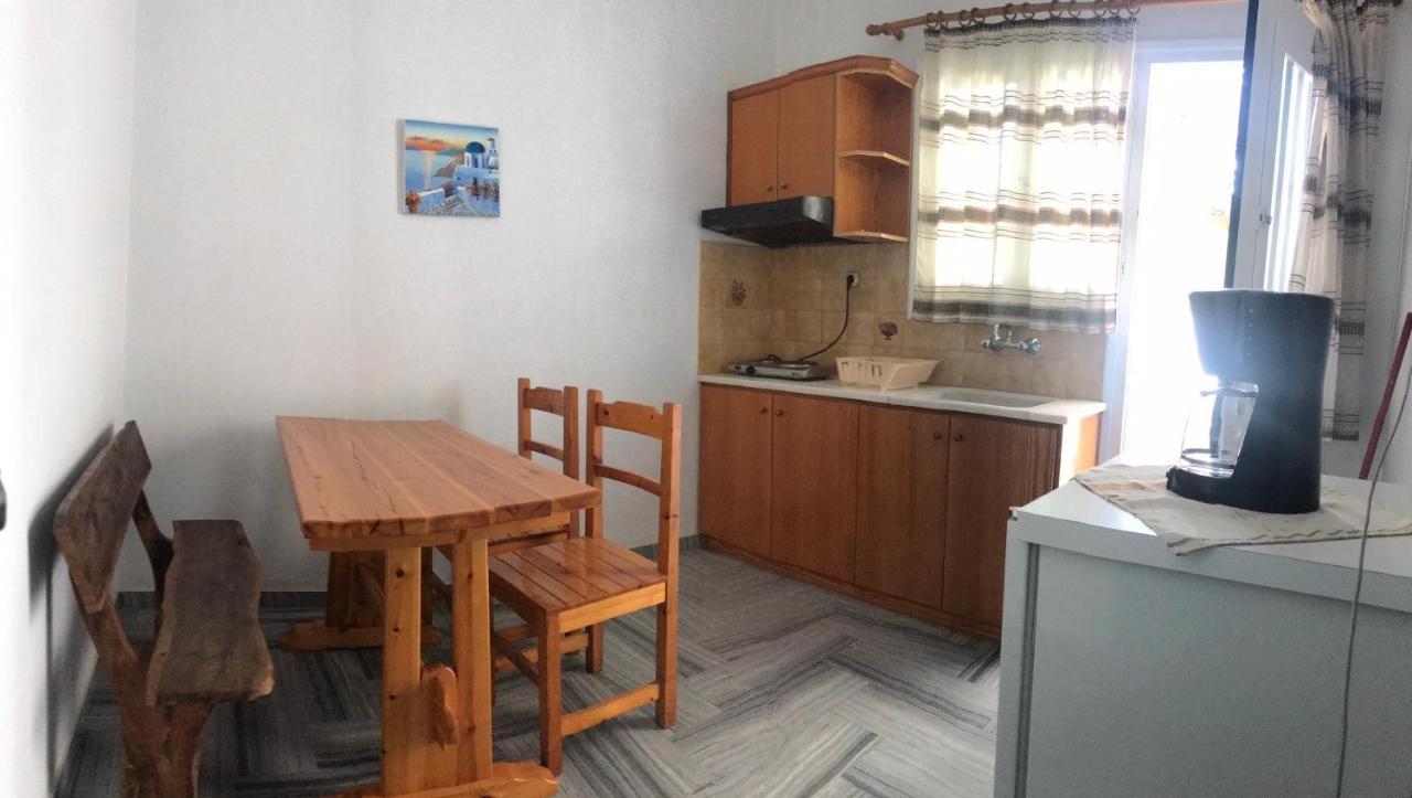 Traditional Concept Apartments Placidity Alikí エクステリア 写真